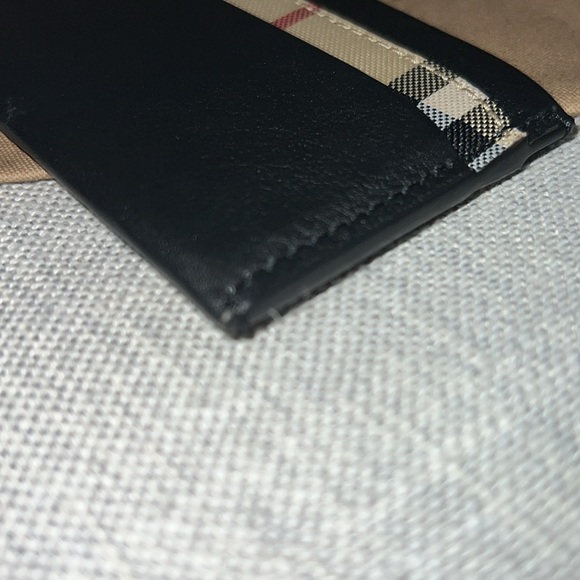 Burberry Horseferry Checkizzy Card Case-Authentic-EUC - Picture 5 of 8